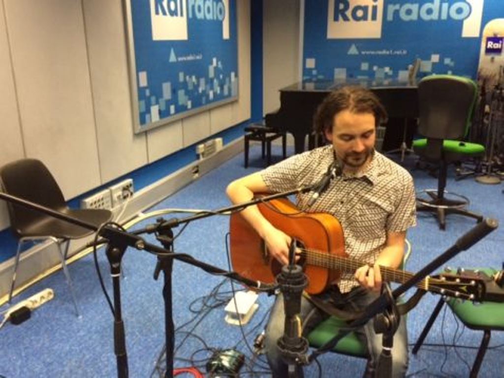 Verner live - Radio1 Rai - Music Club con John Vignola - Maggio 2015 